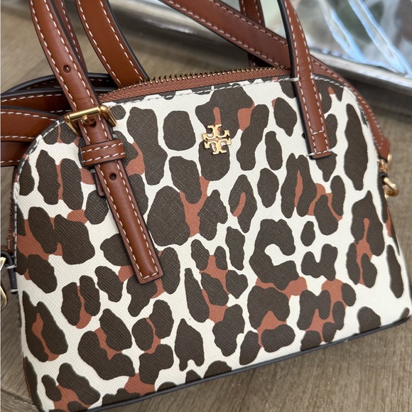 Tory Burch Emerson dome crossbody bag NWOT - Picture 6 of 17